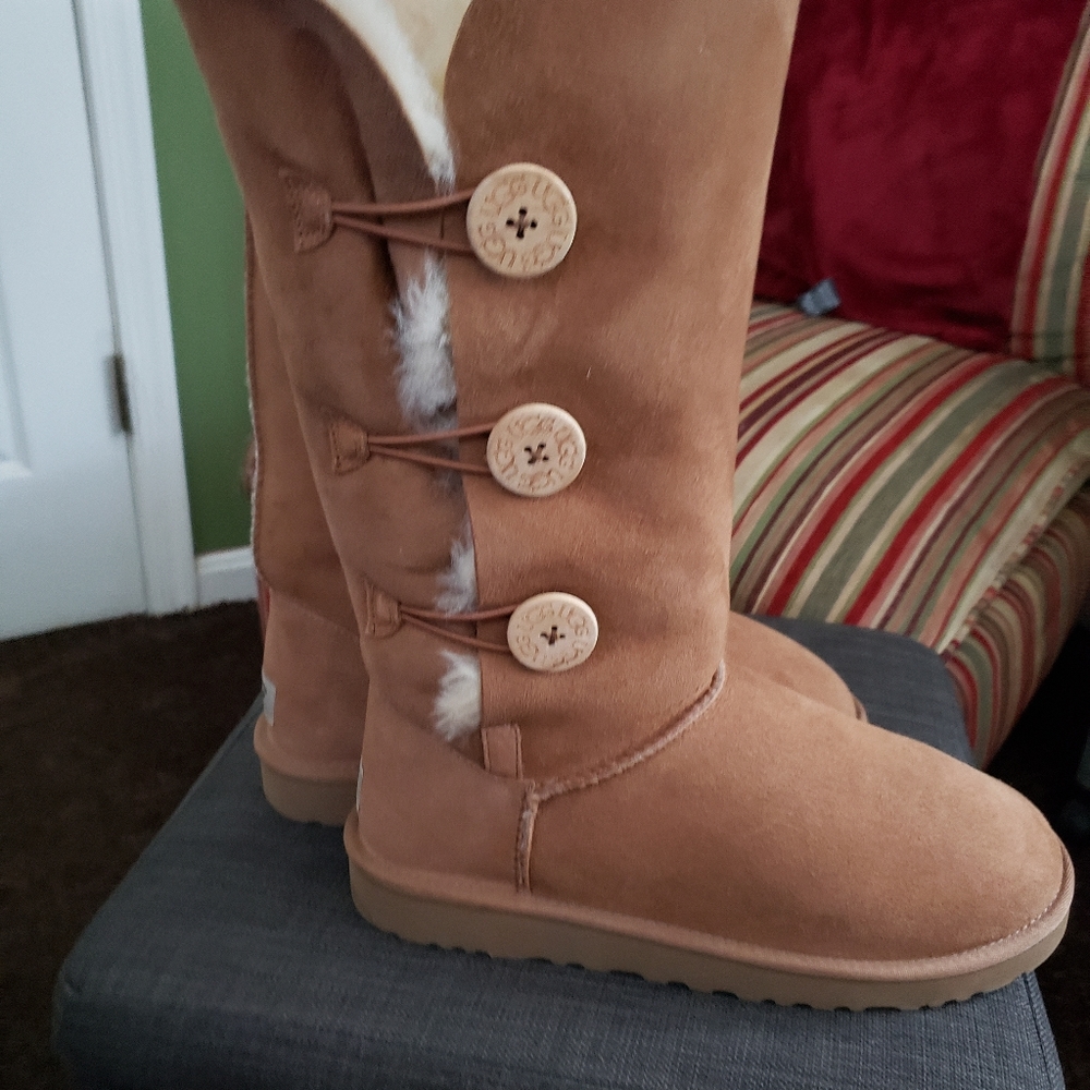 Authentic ugg boots - Picture 7 of 7